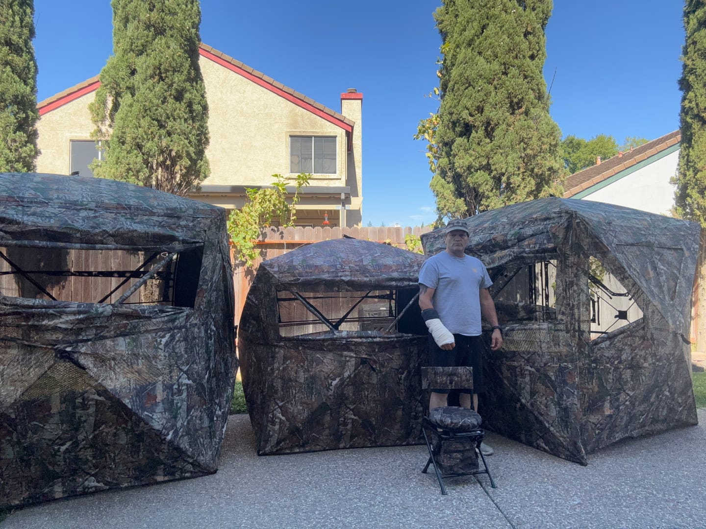 Customer photo review of Vis360 3-4 Person See Through Silent 4 Full Panels Deer Hunting Blind