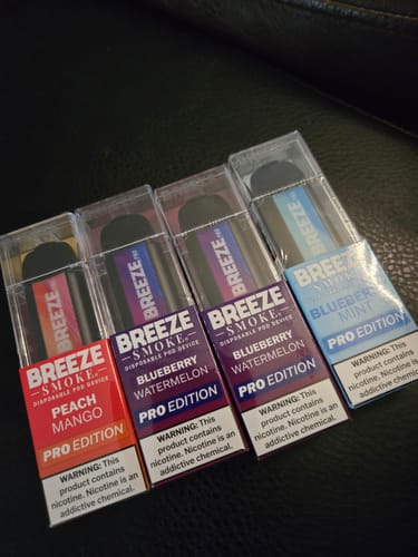 Customer photo review of Breeze Pro Disposable Vape