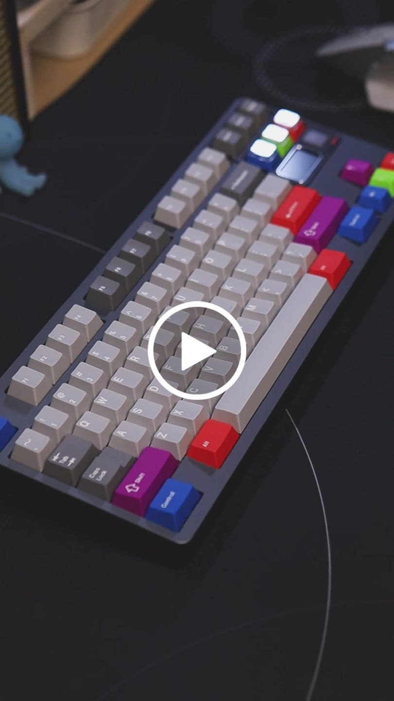 Customer video review of KEYKOBO C.O.L COMPOSITION OF LINES KEYCAP SET