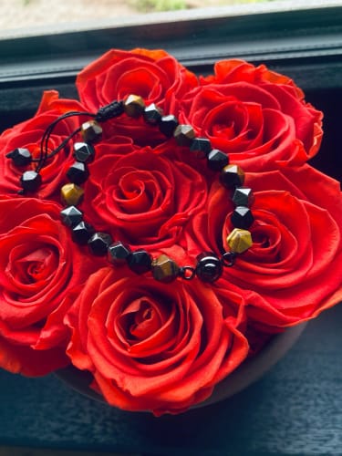 Customer photo review of Zikrayati Gems Stone Beads Bracelet