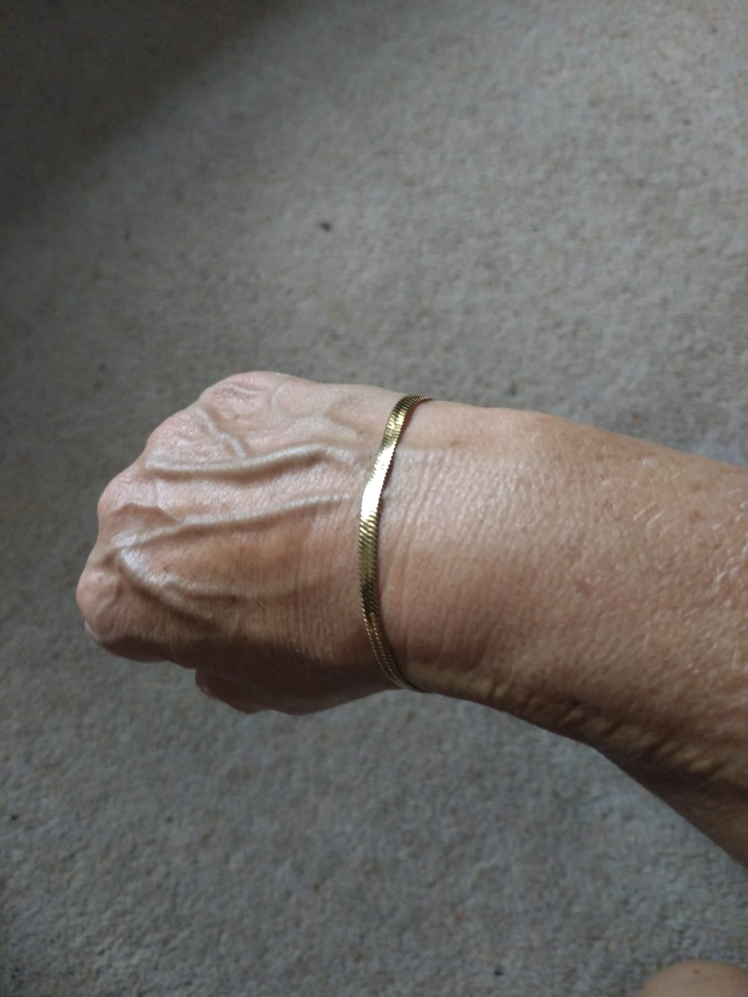 Customer photo review of Essentials Bracelet