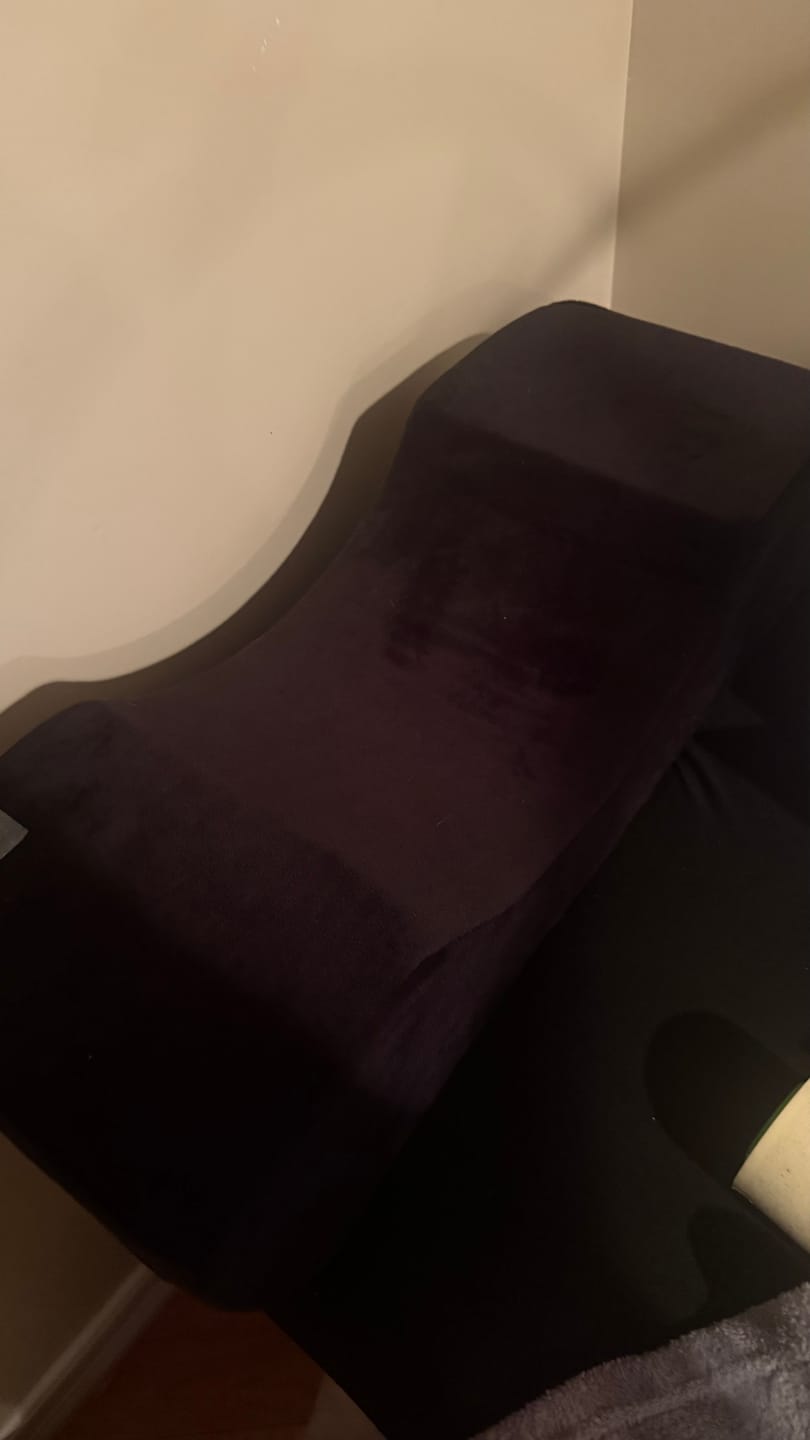Customer photo review of Eyelash Extension Pillow