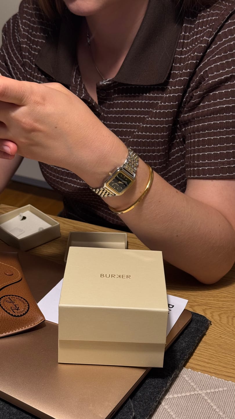 Customer photo review of Macy Black Gold Silver