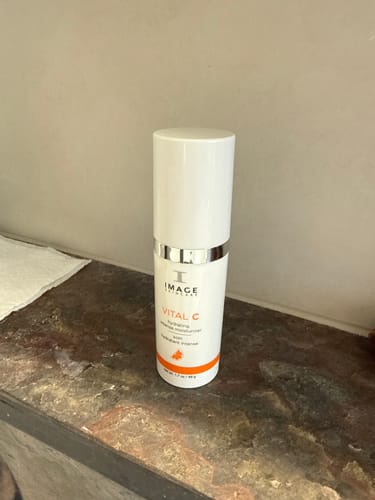 Customer photo review of Hydrating Intense Moisturizer