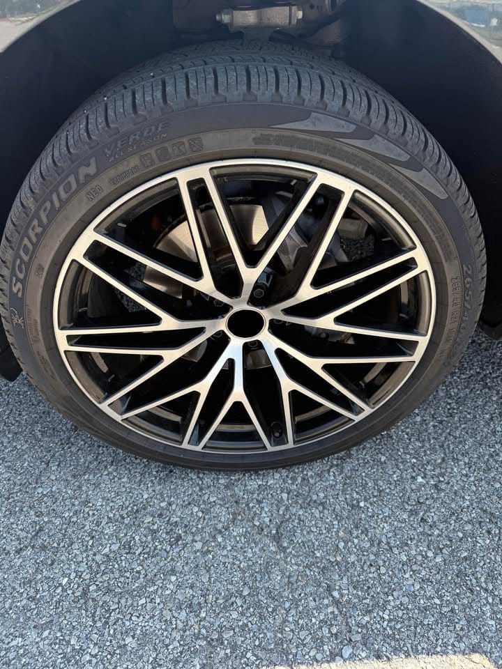 Customer photo review of 21” Rims - Made to Fit Porsche Panamera 2010 2011 2012 2013 2014 2015 2016 | OE Style | 21x9.5/11 Wheels Brand New