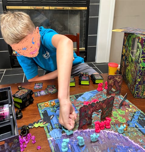 Customer photo review of Mold 'em Mud Mump Battle Tee