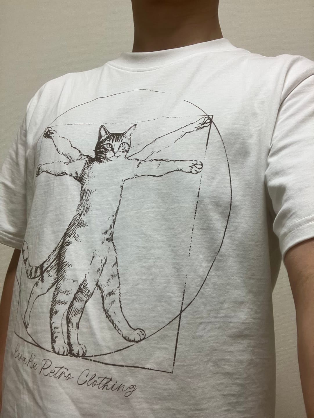 Customer photo review of 「ウィトルウィウス的にゃん体図」スケッチ風線画コットンTee