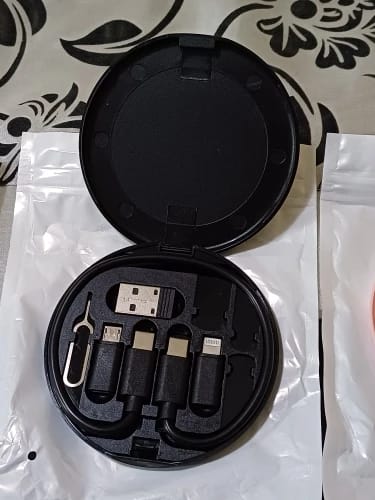 Customer photo review of TechMate (5 in 1 Charger, SIM Tool & Holder)