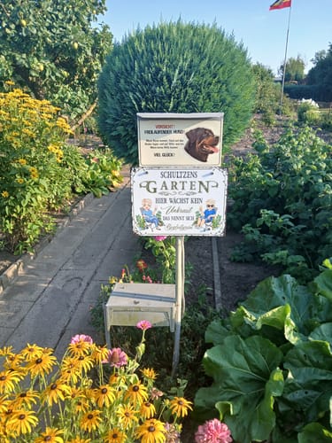 Customer photo review of Personalisiertes Gartenschild mit Namen Anpassbar