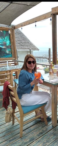 Customer photo review of PANTALÓN OCTAVIA Lino  arena