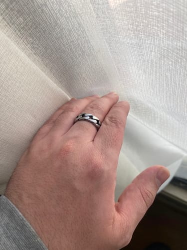 Reseña con foto de un cliente sobre Anillo Box