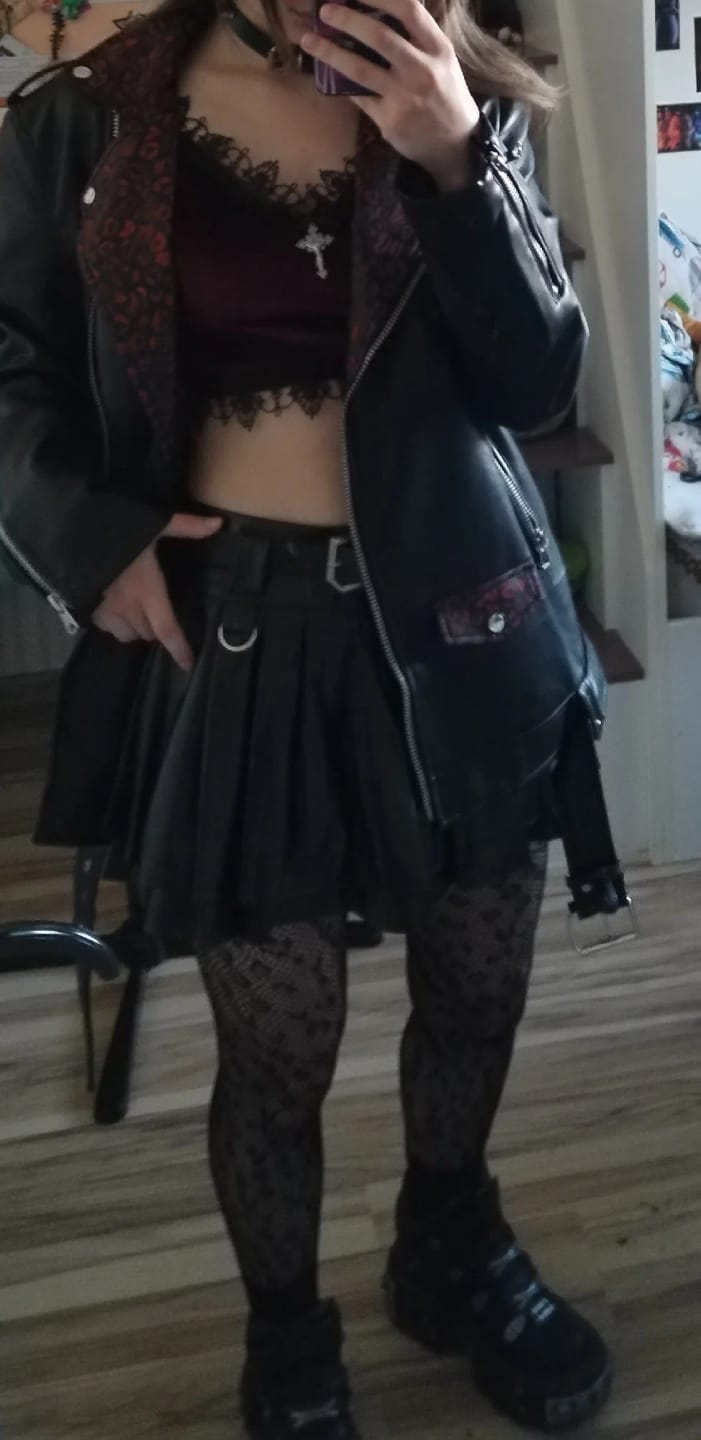 Customer photo review of Black Pleated Leather Mini Skirt