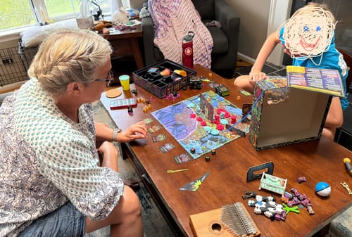 Customer photo review of Mold 'em Mud Mump Battle Tee