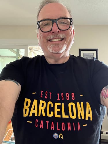 Customer photo review of Barcelona EST 1899 T-Shirt