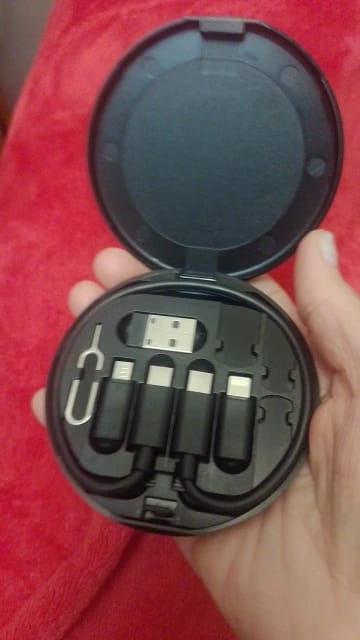Customer photo review of TechMate (5 in 1 Charger, SIM Tool & Holder)