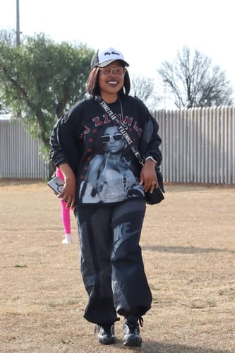 Customer photo review of Bestie Star Power Tee – Zee Nation Fest Edition (BLACK)