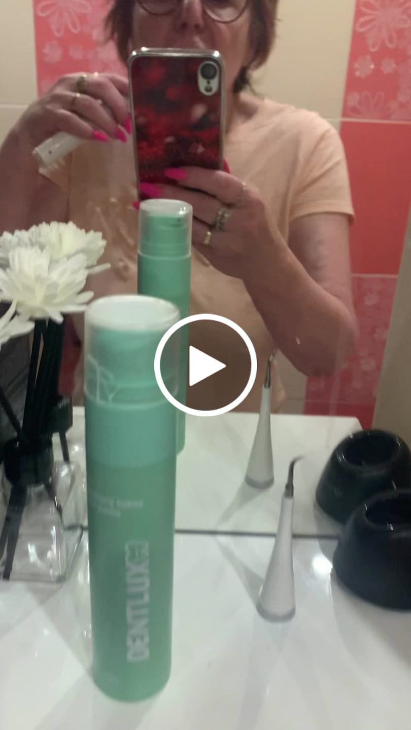 Customer video review of Dentlux ochucená zubní pasta našlehaný kokos