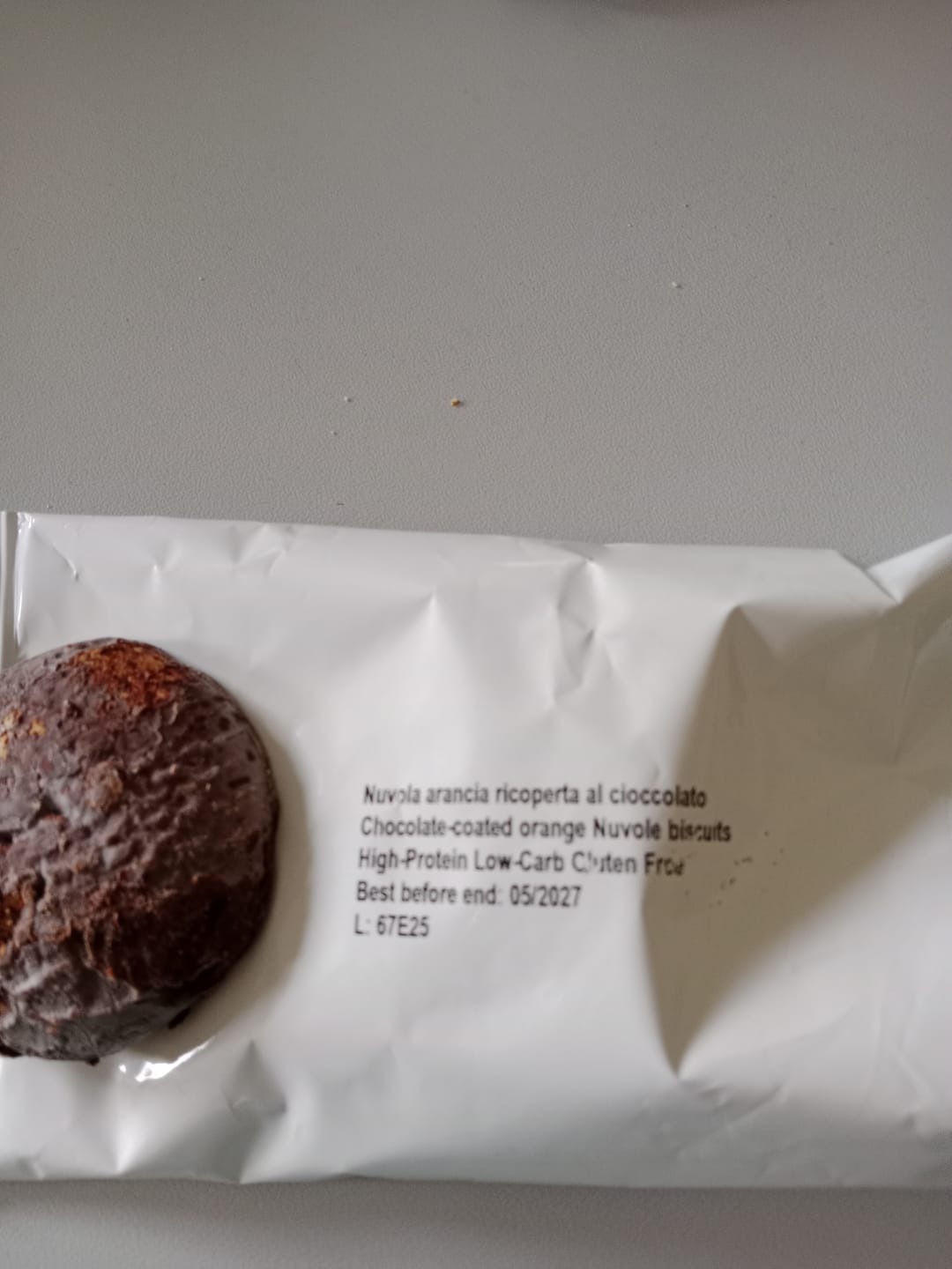 Customer photo review of Biscotti proteici Nuvole ricoperto di cioccolato e arancia