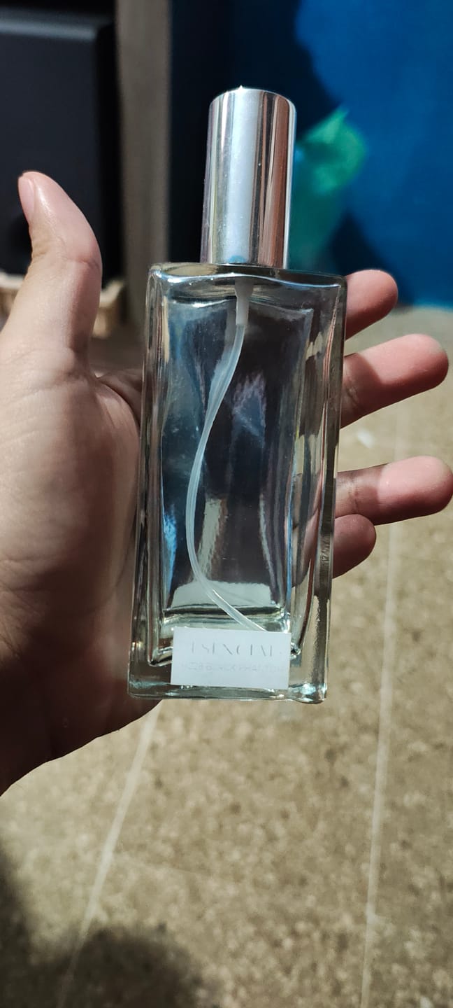 Customer photo review of H233 Inspirado en: Santal 33 - Le Labo