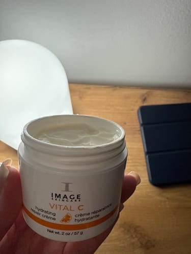 Customer photo review of Hydrating Repair Crème