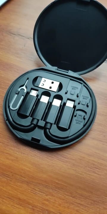 Customer photo review of TechMate (5 in 1 Charger, SIM Tool & Holder)