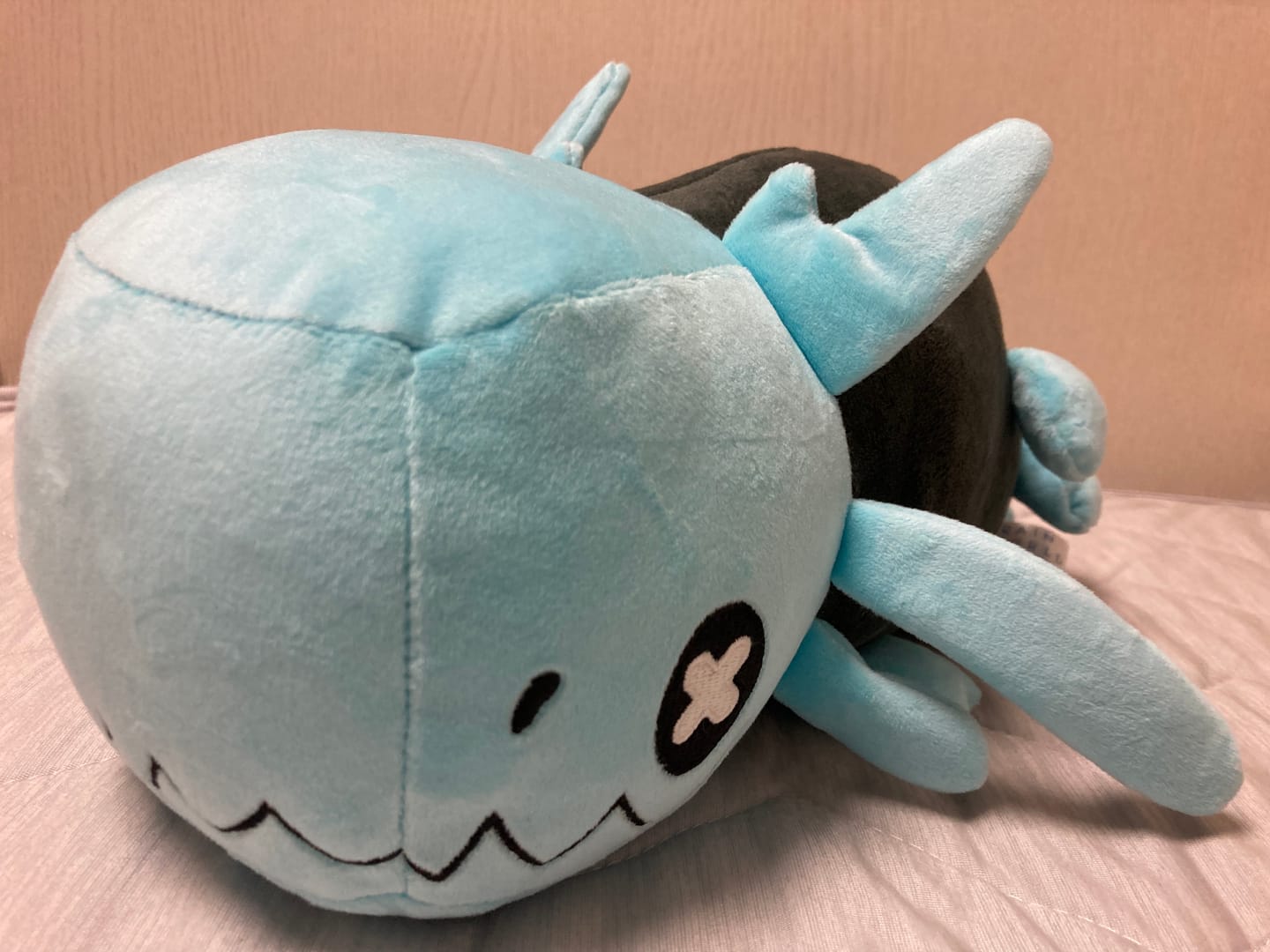 Customer photo review of Rain World - Glowing Blue Lizard Plush