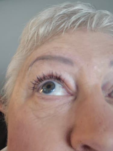 Customer photo review of My Amazing Lashes Mascara