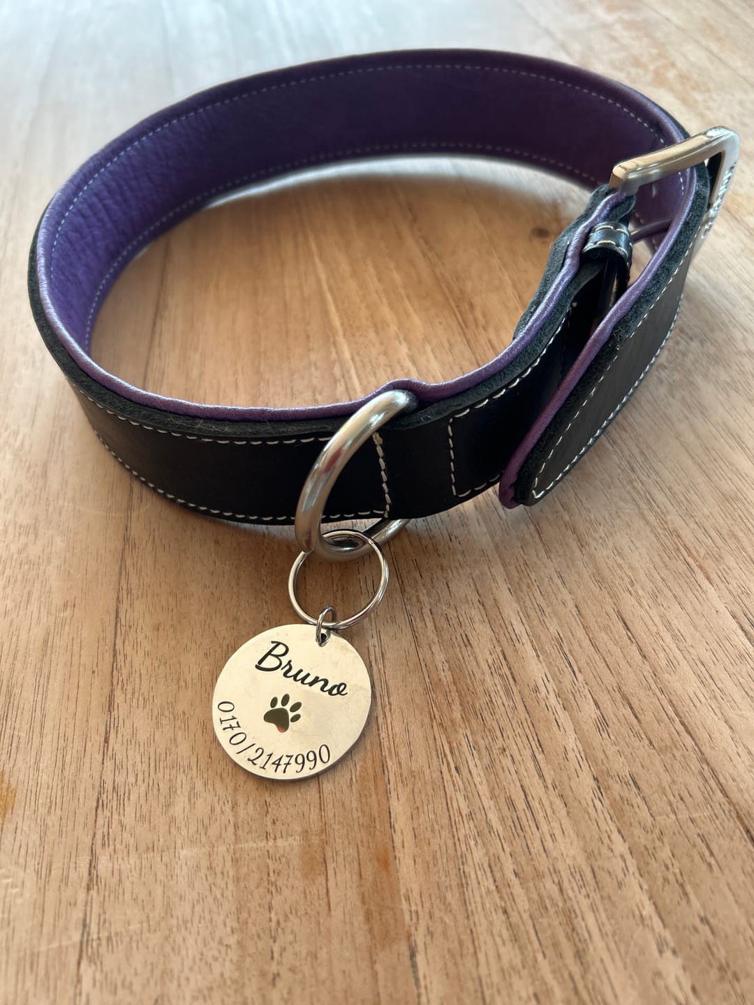 Customer photo review of Personalisierte Hundemarke mit kreativer Personalisierung - gratis Gravur
