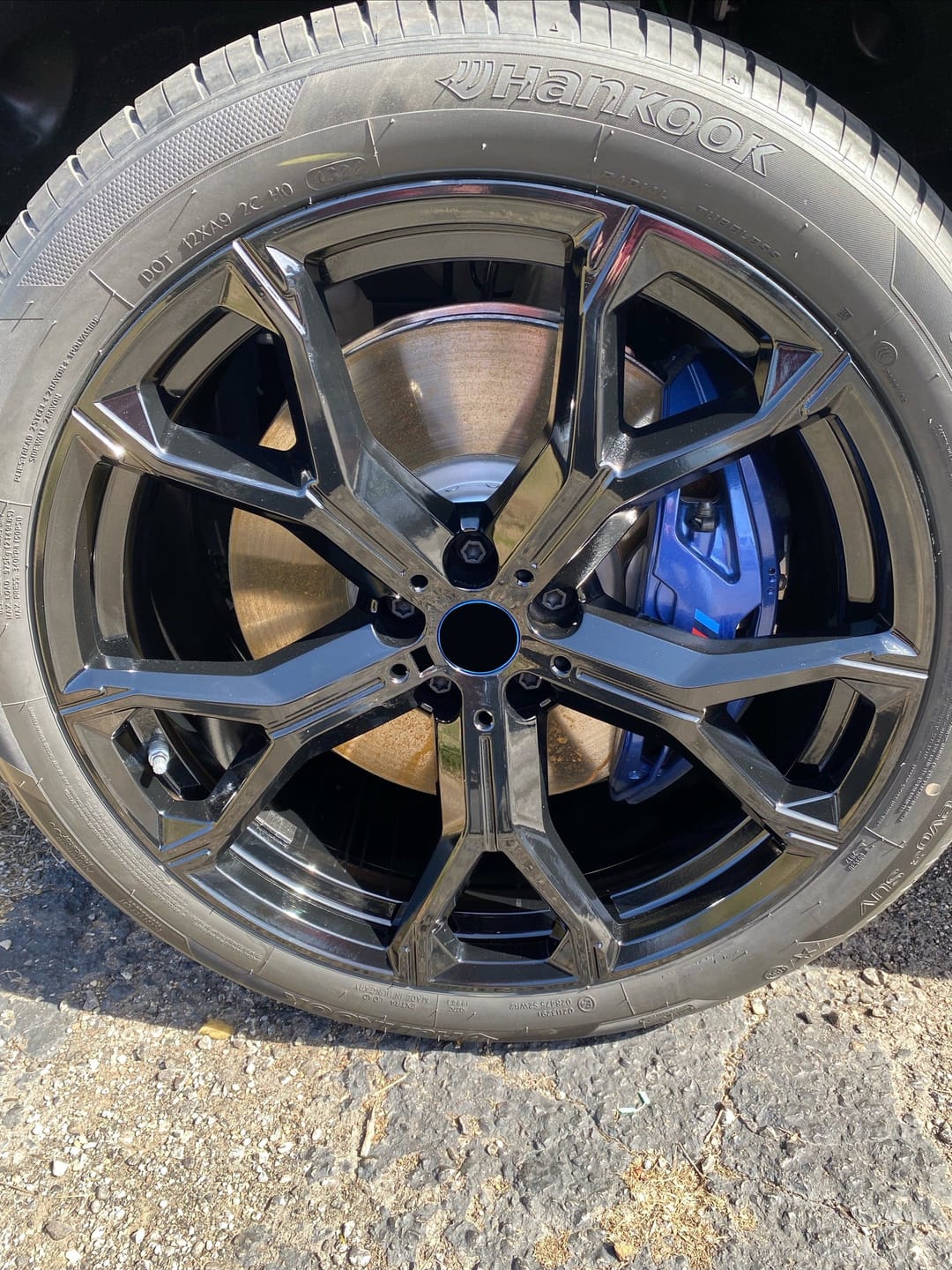 Customer photo review of 20” Rims - Made to Fit BMW X5 xDrive40i xDrive50e sDrive40i xDrive45e xDrive50i | OE Style | 2019 2020 2021 2022 2023 2024 2025 20x9/10.5 Wheels Brand New