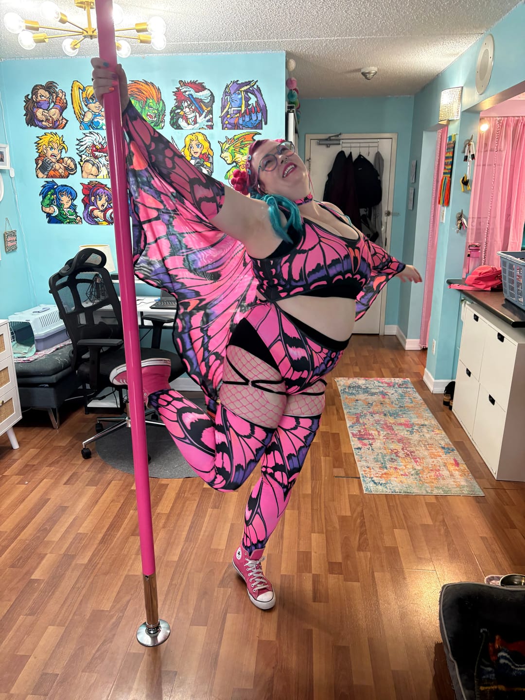 Customer photo review of Aurora Venom Wings