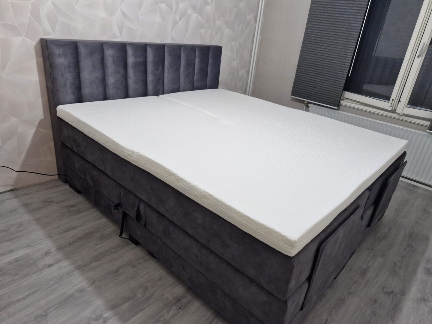 Customer photo review of Y-NOT - Elektrische Boxspring - Lumière - Complete set - Nº15 Gray