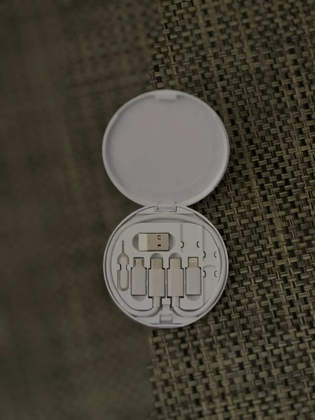 Customer photo review of TechMate (5 in 1 Charger, SIM Tool & Holder)
