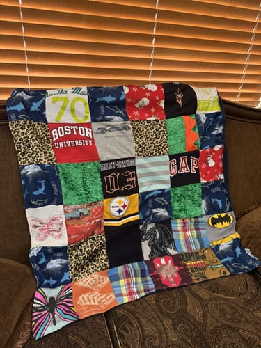 Customer photo review of Project Repat T-Shirt Quilt