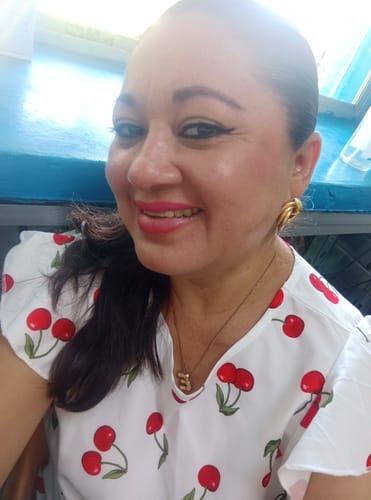 Customer photo review of Aretes Onda Doble