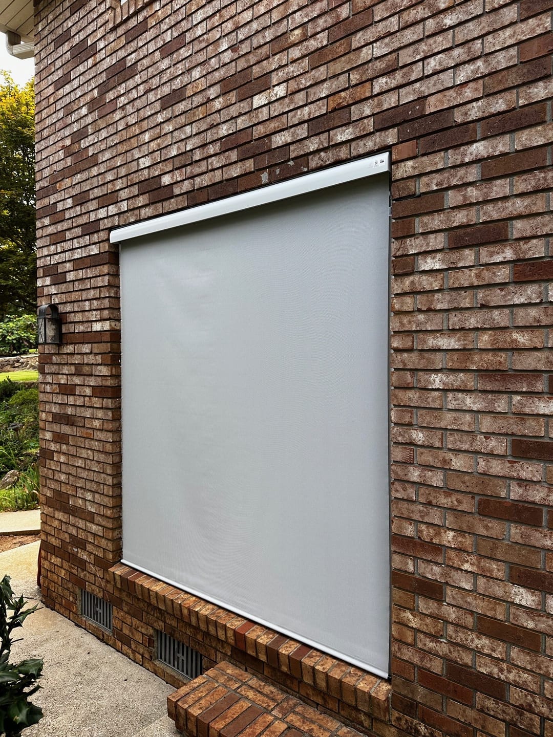 Customer photo review of SmartWings Motorized Outdoor Shades 1%/3%/5% Openness
