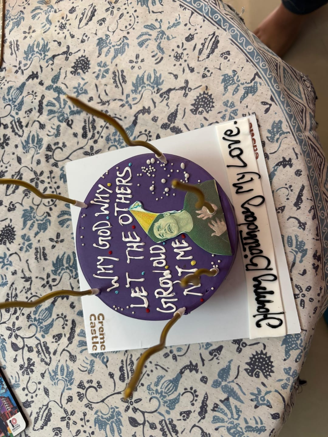 Customer photo review of Joey Meme Cake