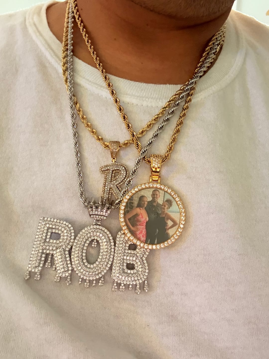 Customer photo review of Single Row Custom Image Circle Pendant