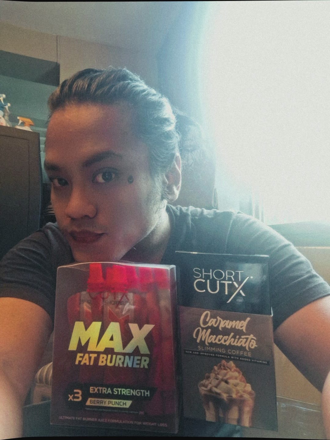 Customer photo review of Shortcutx Max Fat Burner Berry Punch
