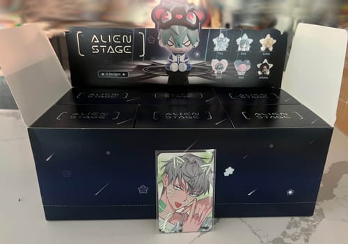 Customer photo review of Alien Stage - Blind Box Figure