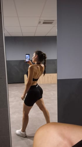 Customer photo review of Le Short Ventre-Plat