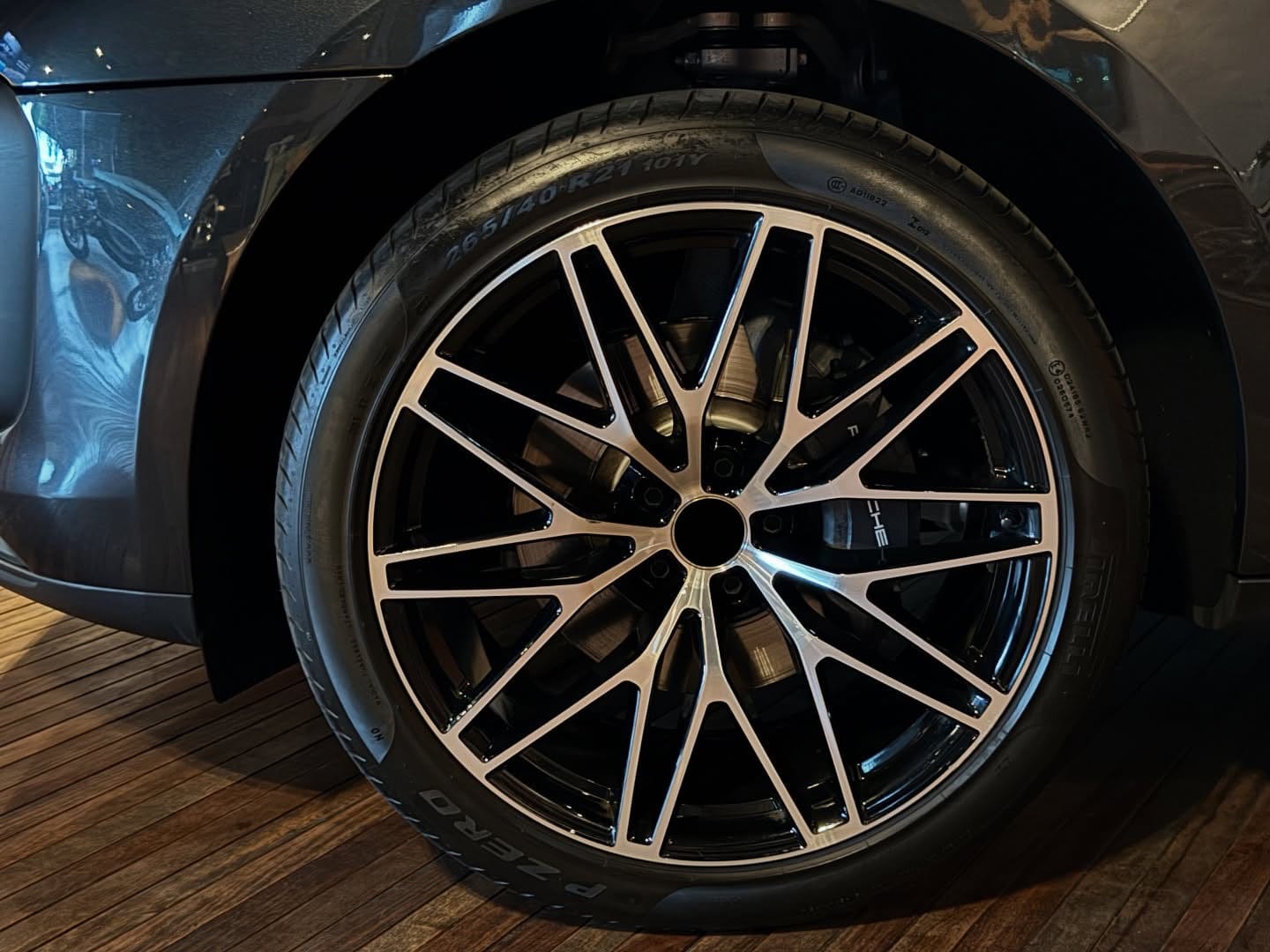 Customer photo review of 21” Rims - Made to Fit Porsche Panamera 2010 2011 2012 2013 2014 2015 2016 | OE Style | 21x9.5/11 Wheels Brand New