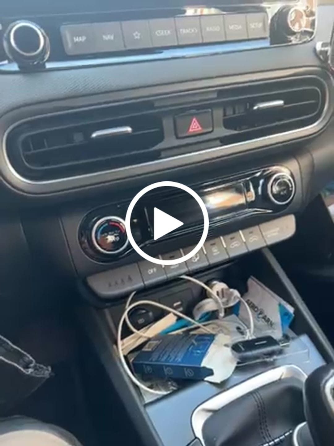 Customer video review of Mini 2-in-1 Car Dongle