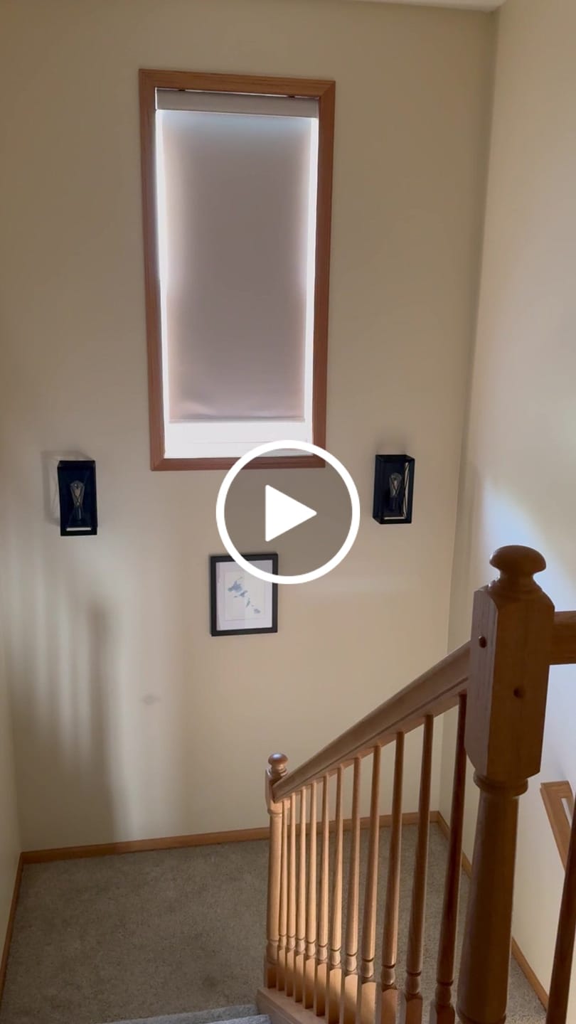 Customer video review of SmartWings Motorized Roller Shades 100% Blackout Essential
