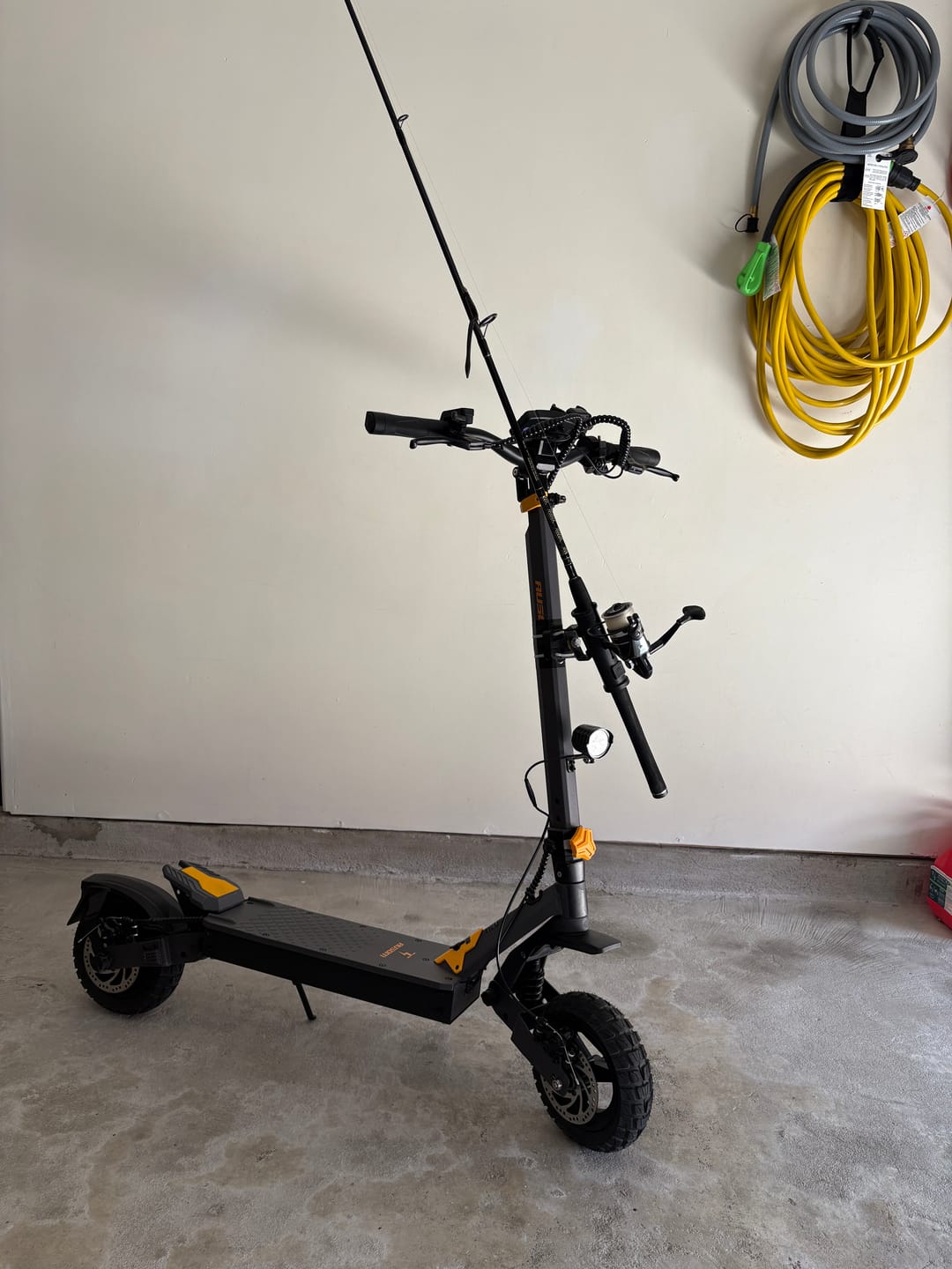 Customer photo review of Ausom L1 Electric Scooter