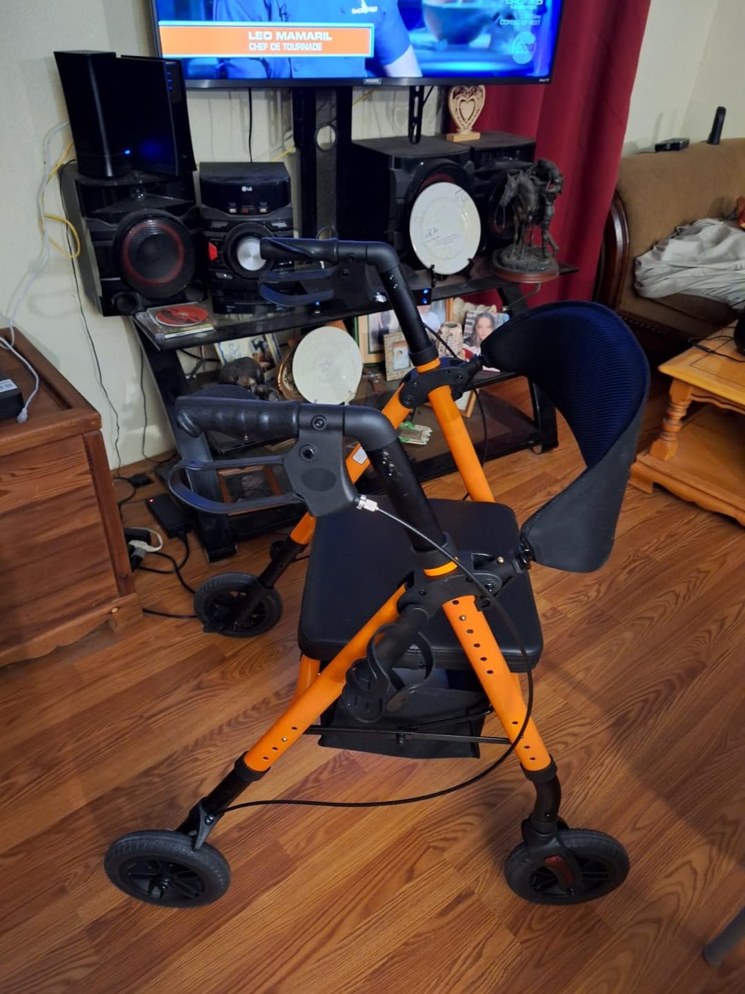 Customer photo review of KLD-9218 All Terrain Dual-Brake Rollator Walker 8" Wheels