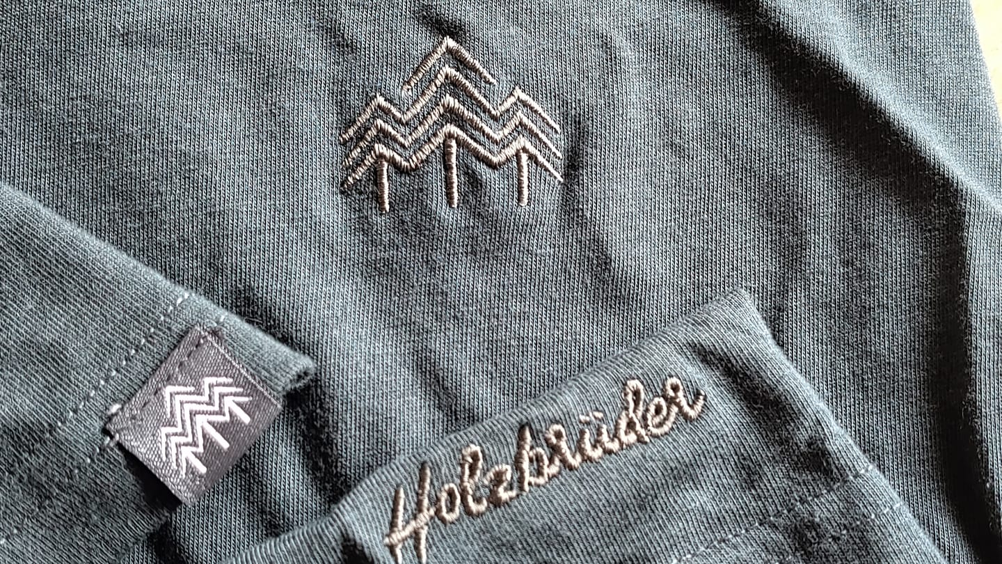 Customer photo review of Holzbrüder® Herren Bambus Shirt