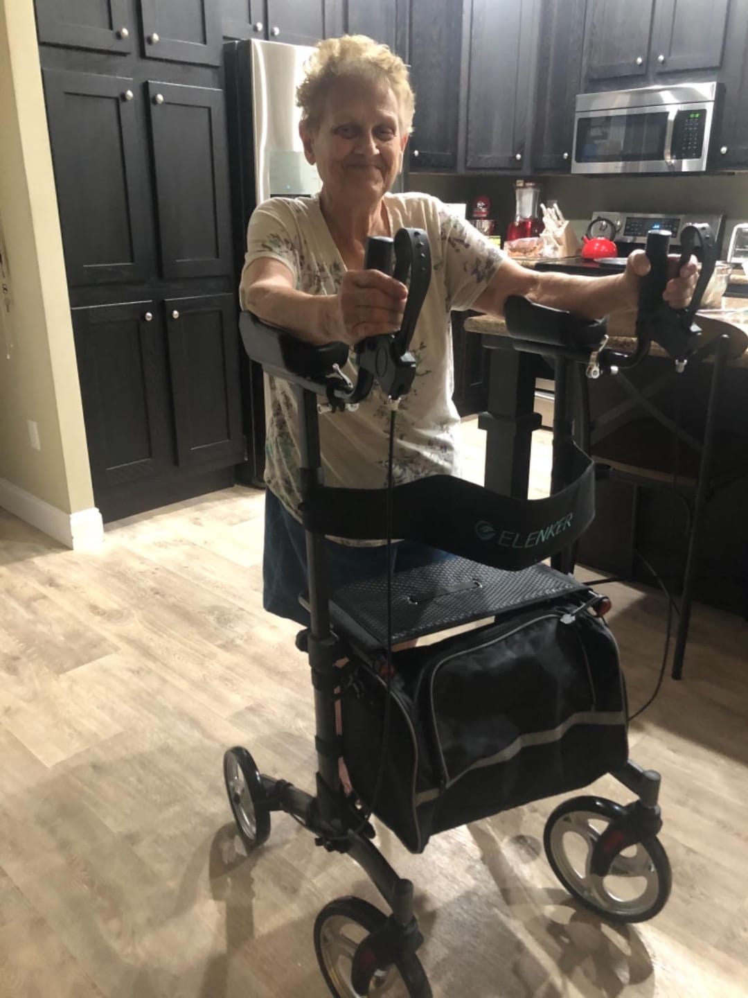 Customer photo review of HFK-9240 Dual-Brake Upright walker 10" wheels