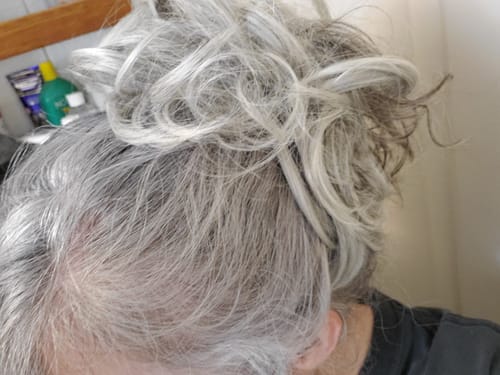 Customer photo review of JuvaBun Messy Bun