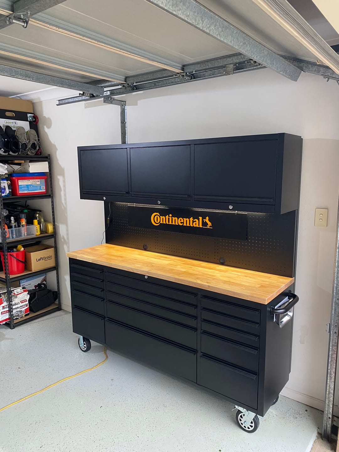 Customer photo review of Led Lighting for the 1.8M -  72" Workbench - Add to your toolbox purchase!