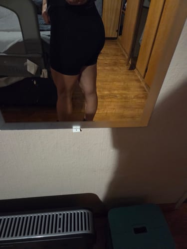 Customer photo review of High-Rise Pockets Shorts